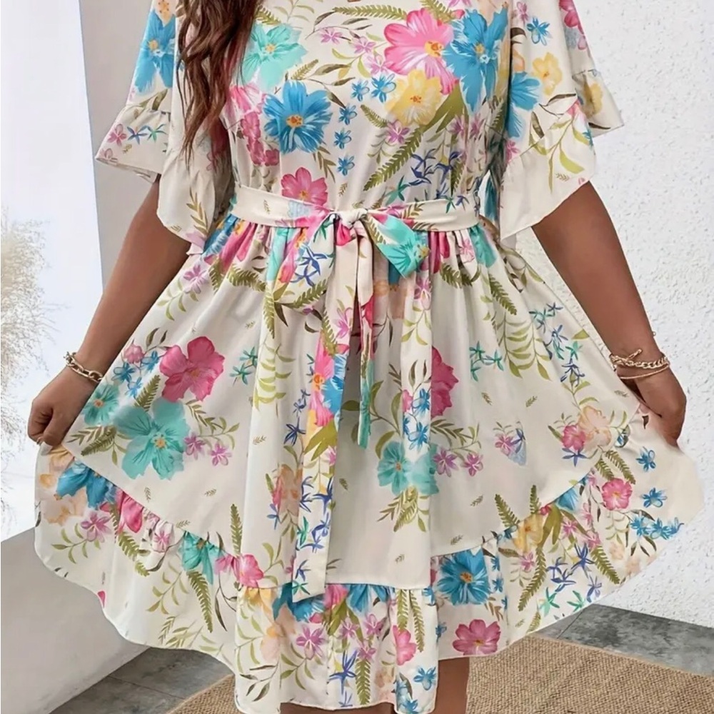 Floral Print Dress with Belt